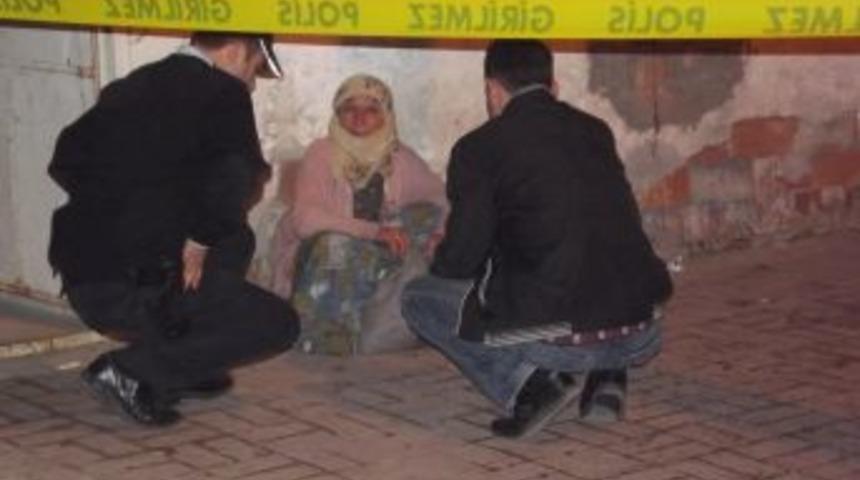 Yaşlı Kadın Evinde &Ouml;l&uuml; Bulundu