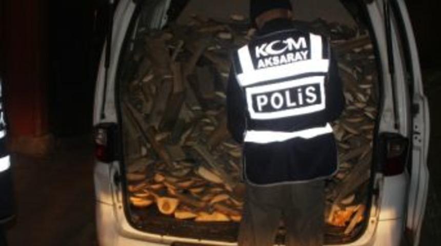 Minib&uuml;sten 108 Kilo Esrar &Ccedil;ıktı