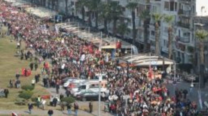 İzmirliler Ata&rsquo;yı &ldquo;saygı Y&uuml;r&uuml;y&uuml;ş&uuml;&rdquo; İle Anacak