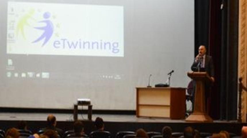 E-twınnıng Bilgilendirme Toplantısı Ger&ccedil;ekleşti