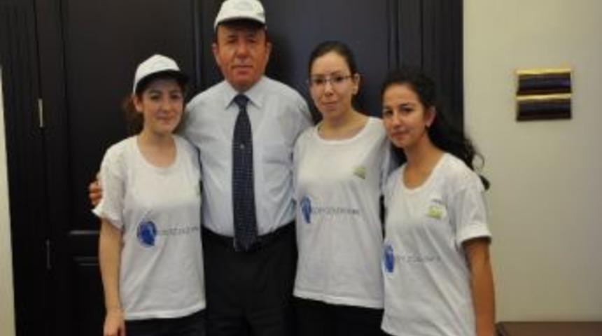 Sdü Öğrencilerinden Gökyüzünün Yarısı Projesi