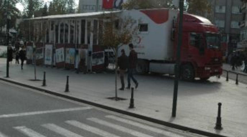 Kızılay Haftasında Kan Bağışı Kampanyası