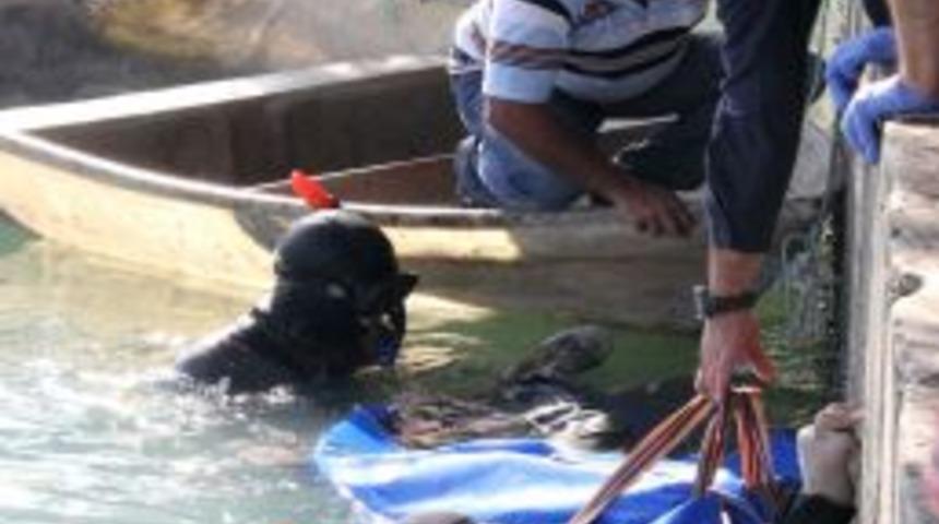 Seyhan Nehri'nde Erkek Cesedi Bulundu