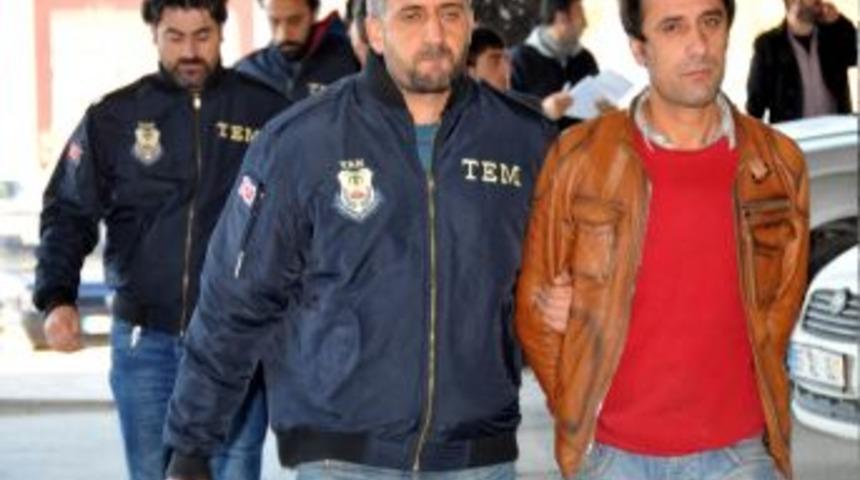 Van'da Okulları Yaktığı Tespit Edilen 23 Kişi G&ouml;zaltına Alındı