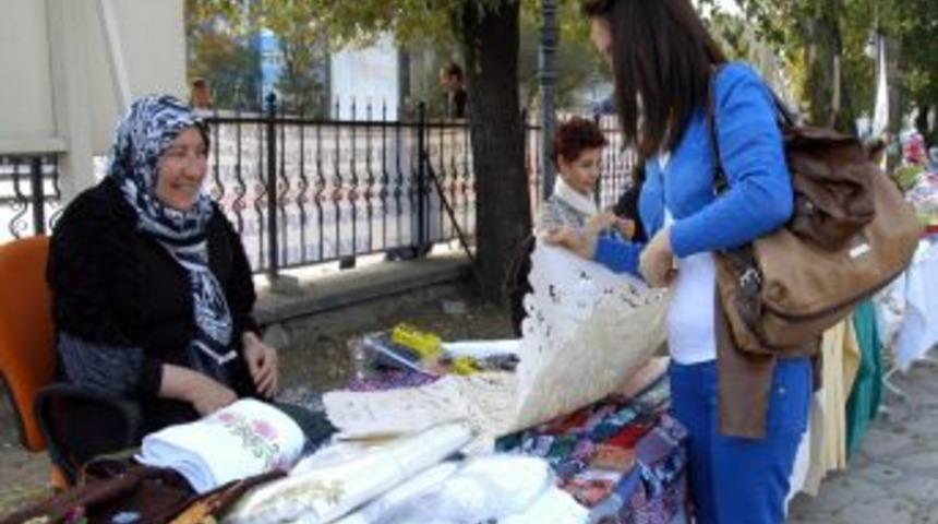 Mamak Belediyesi Hanımeller &Ccedil;arşısı A&ccedil;ıldı