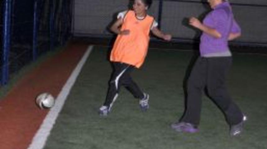 Tunceli'de Kadınların Futbol Ile Imtihanı