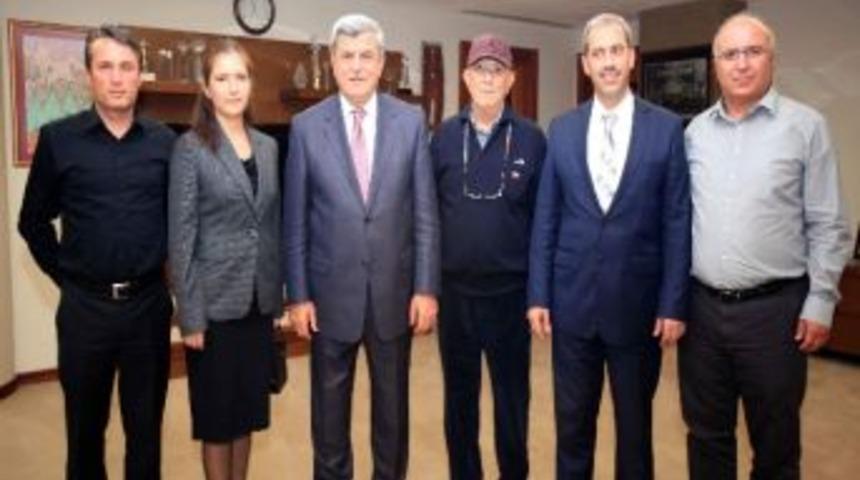 Yelkencilerden Başkan'a Teşekk&uuml;r Ziyareti