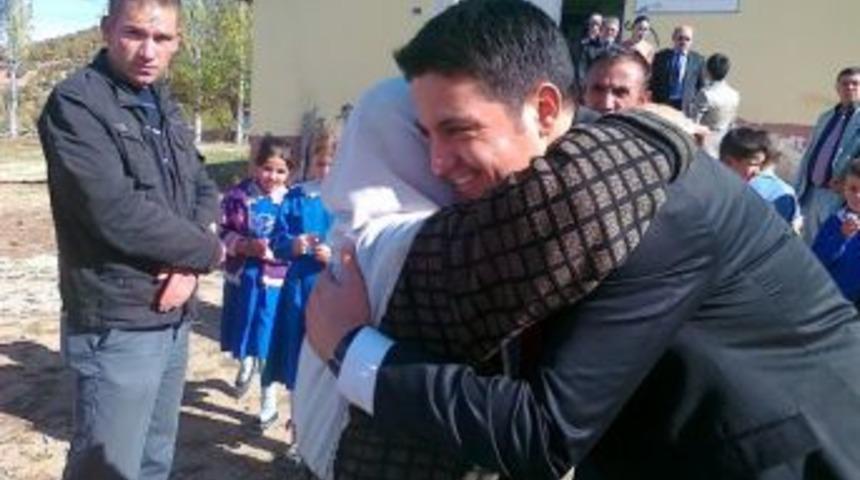 Depremzede Fatma Nine Kaymakam'dan Deprem Konutunun Tamamlanmasını İstedi