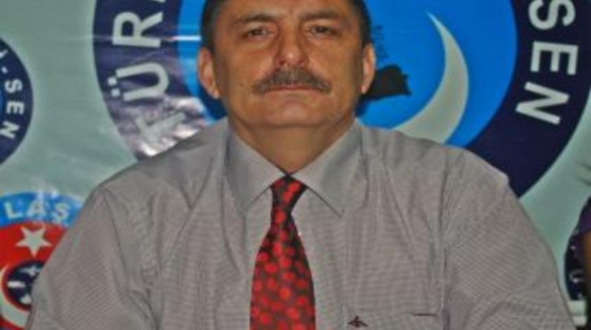 Sağlık &Ccedil;alışanlarının Y&uuml;zde 68'i Amirlerinden Şikayet&ccedil;i