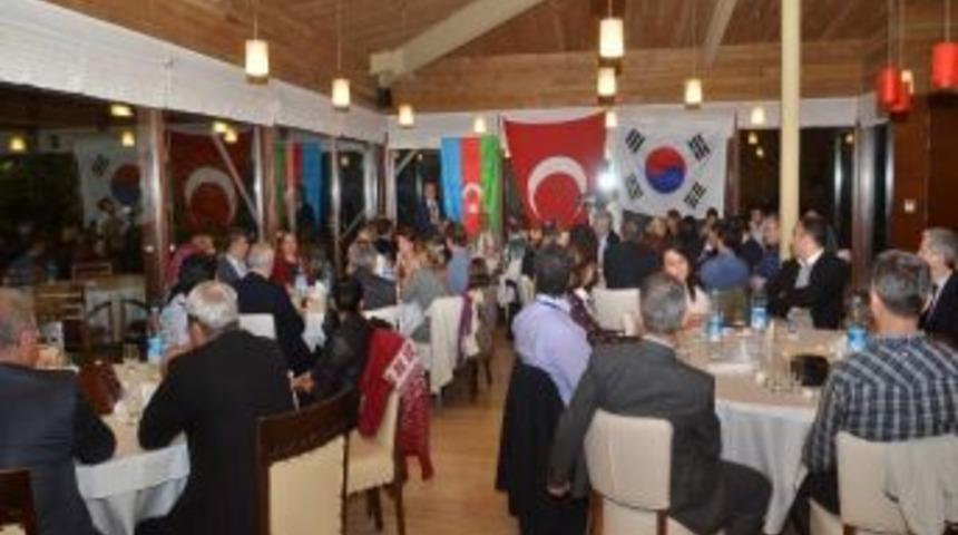 Başkan Zolan&rsquo;dan Bilim Adamlarına Yemek