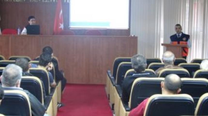 Denetimli Serbestlikten Yararlanan Hükümlülere Afet Ve Acil Durum Müdürlüğü Tarafından Eğitim Verildi