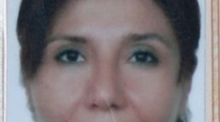 Tartıştığı Eşini Bı&ccedil;aklayarak &Ouml;ld&uuml;rd&uuml;