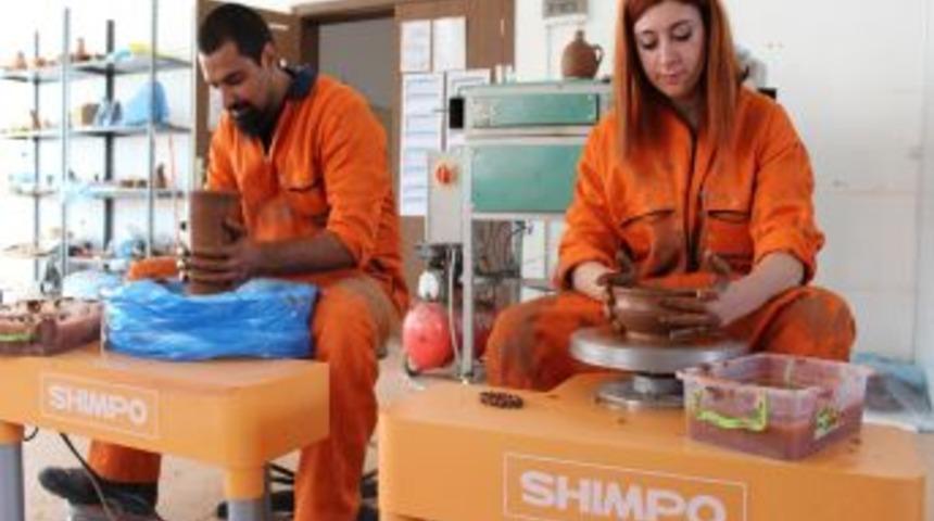 &Uuml;niversiteliler &Ccedil;&ouml;mlek Yapımını &Ouml;ğreniyor