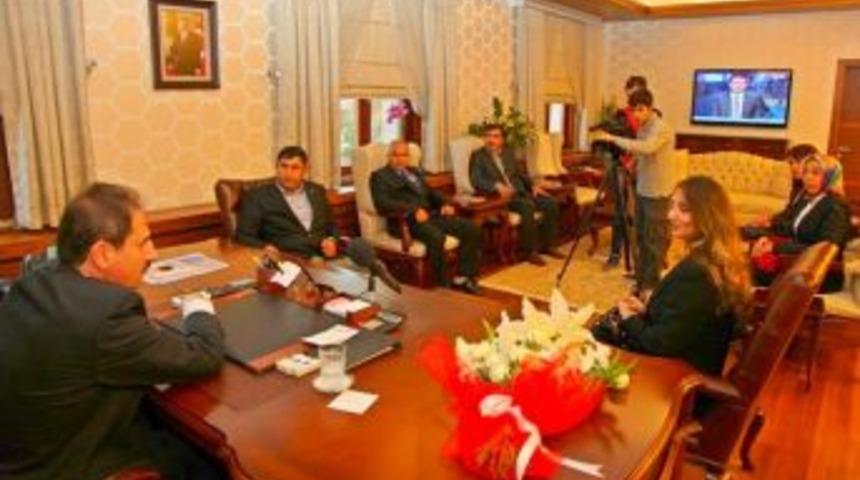 Vali Başk&ouml;y&rsquo;e derneklerden ziyaret