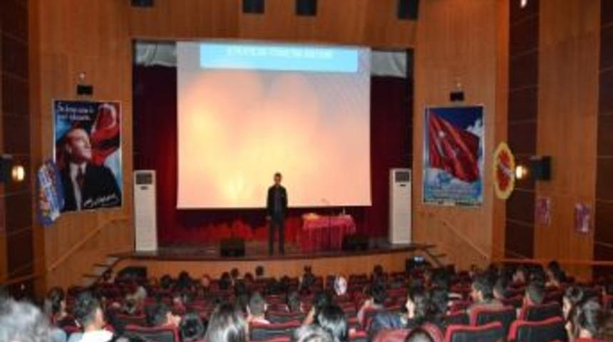&Ouml;ğrencilerden &lsquo;farkındalık&rsquo; Seminerleri