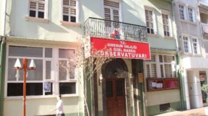 Giresun &Ouml;zel İdare Konservatuarı'nın Aylık &Uuml;creti İl Genel Meclisi Tarafından 65 Tl&rsquo;den 45 Tl&rsquo;ye D&uuml;ş&uuml;r&uuml;ld&uuml;