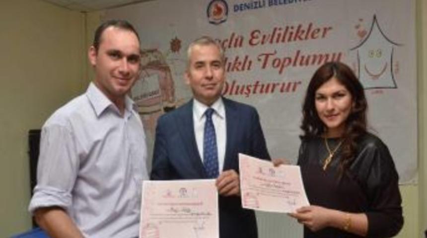 Evlilik Okulu Yeni Mezunlarını Verdi
