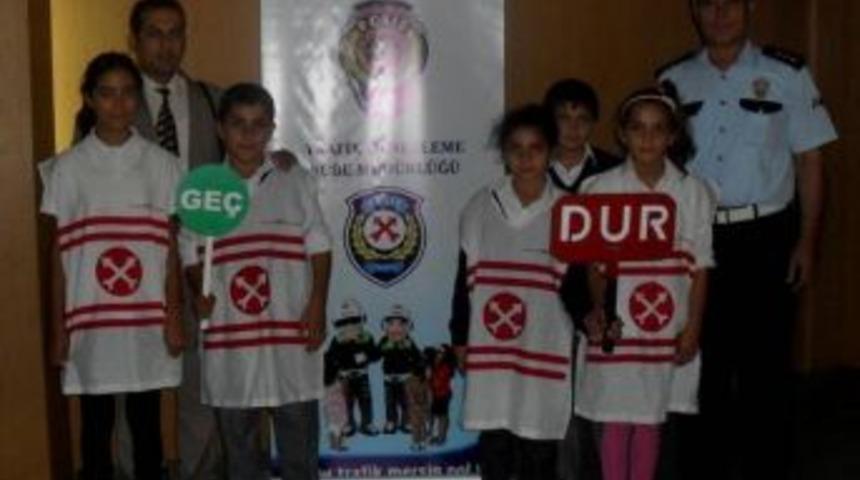 S&uuml;r&uuml;c&uuml;lere Okul Ge&ccedil;it G&ouml;revlileri Uyarısı