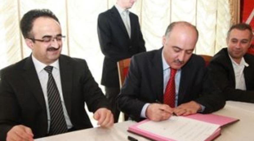 G&uuml;ng&ouml;ren Ligi 8 Yaşında
