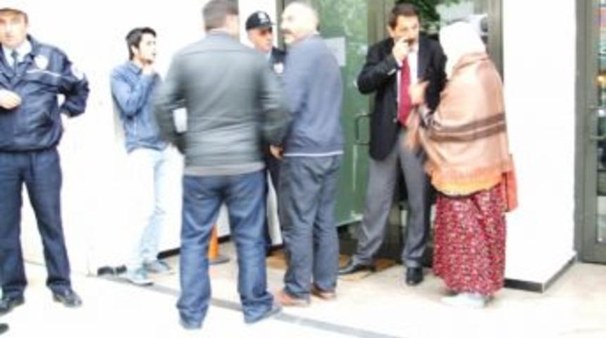 Ak&ccedil;aabat Belediyesi&rsquo;nde 18. Madde Gerginliği