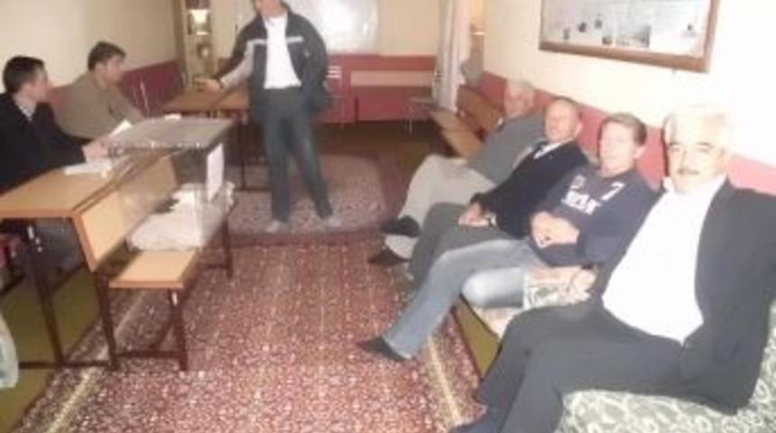Alaplı&rsquo;da Mahallelerin K&ouml;y Stat&uuml;s&uuml;ne Kavuşması İ&ccedil;in Referandum Yapıldı
