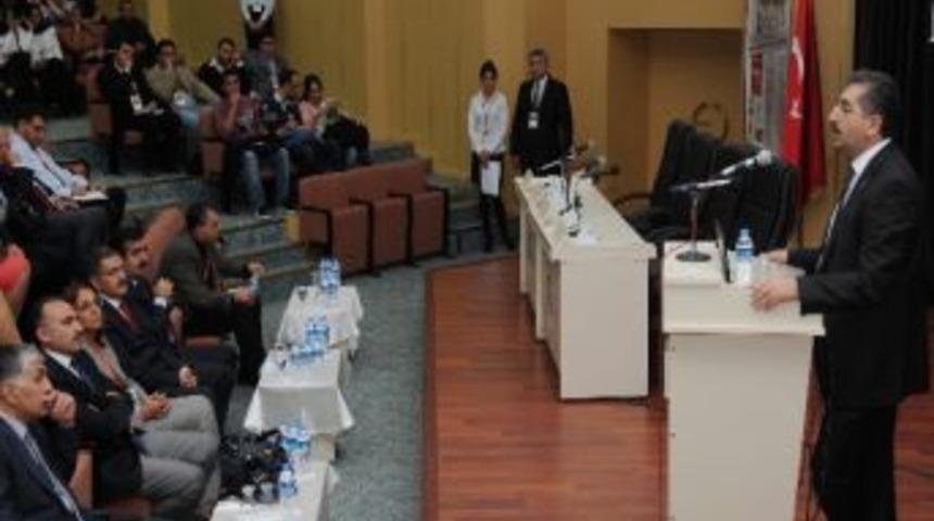 Sosyal Hizmetlerde &lsquo;farklılıkları Anlamak&rsquo; Tartışıldı