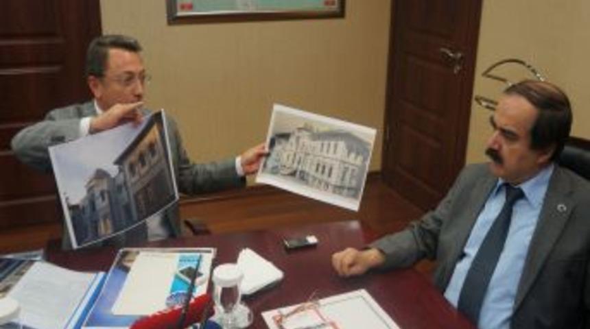 Tarihi Eserlerin Ortaya &Ccedil;ıkarılması I&ccedil;in Iğneyle Kuyu Kazıyoruz