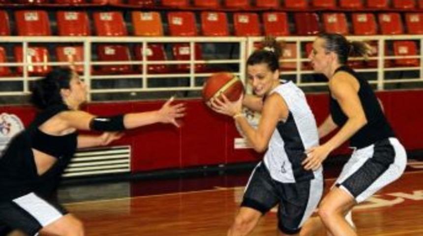 Sbk Evinde İlk Galibiyetini Almak İstiyor