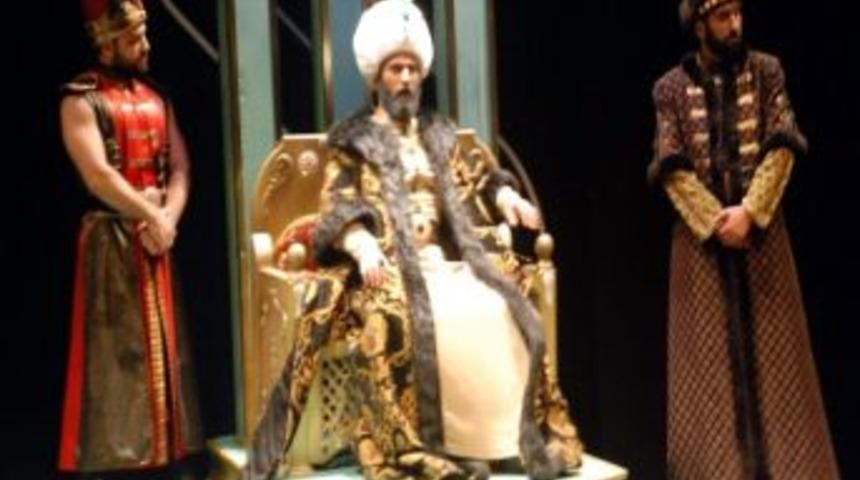 &lsquo;ya Devlet Başa Ya Kuzgun Leşe&rsquo; Aydınlılarla Buluştu