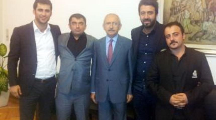 CHP'li gen&ccedil;ler Ankara'da Adana'yı konuştu