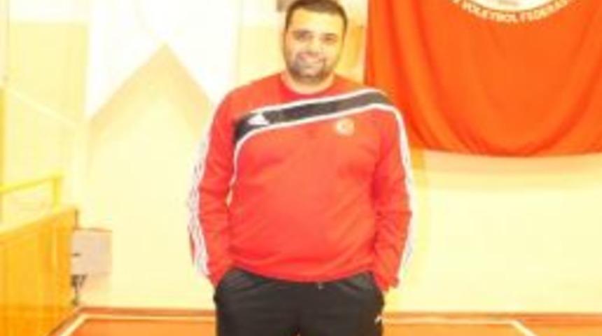 Yalova Belediyesi G&uuml;c&uuml;mspor&rsquo;u Yenmek İstiyor