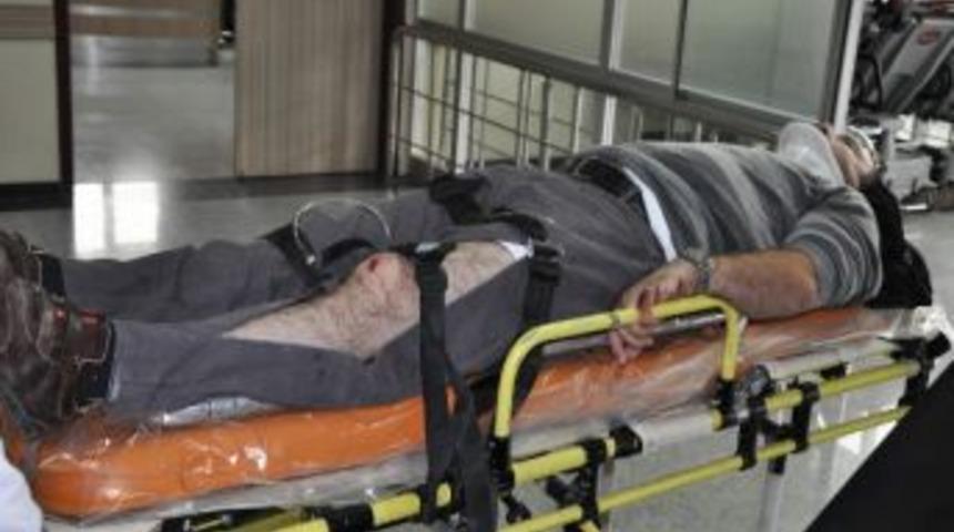 Otomobil Kamyonla Kafa Kafaya &Ccedil;arpıştı