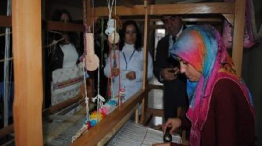 Amasya&rsquo;daki Ev Hanımları Altın Bilezik Sahibi Oldu