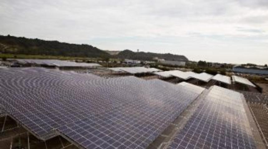 Renault, Otomotivde D&uuml;nyanın En B&uuml;y&uuml;k G&uuml;neş Enerjisi Sistemini Kuruyor