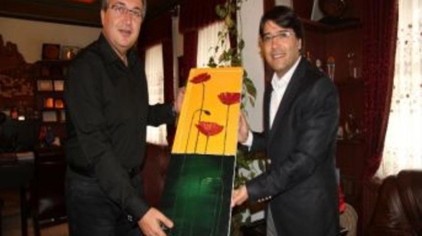 Tv Proğram Ve Yapımcısı &Ouml;zdemir,&uuml;nver&rsquo;i Ziyaret Etti