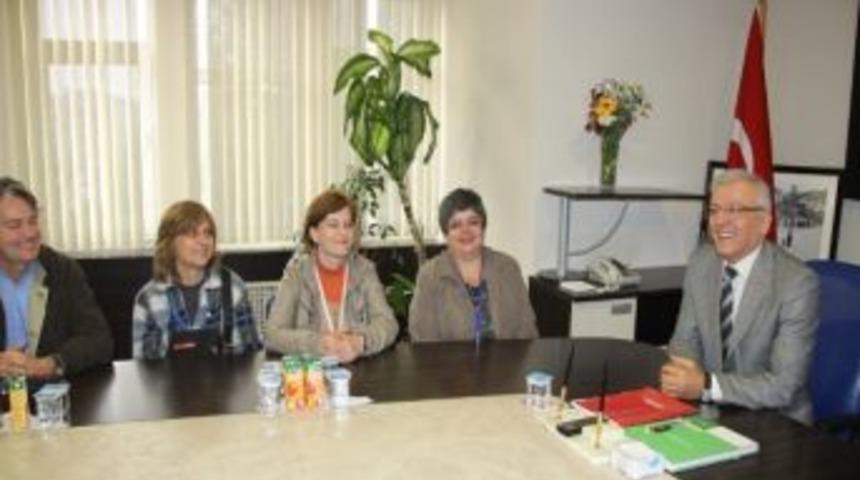 Avrupalı &Ouml;ğrencilerden Protokol Ziyaretleri