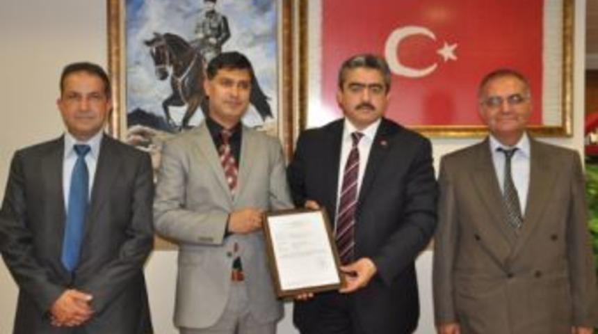 Hayvanat bah&ccedil;esi ruhsatlandı