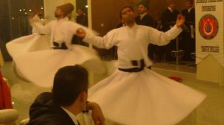 &Ccedil;om&uuml; Tasavvuf Topluluğu Hayran Bıraktı