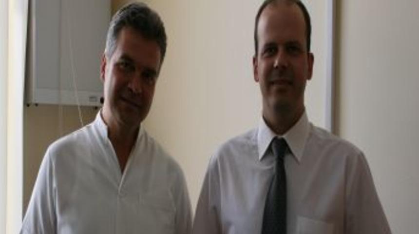 BA&Uuml; Tıp Fak&uuml;ltesi'nde Laparoskopik Kalın Bağırsak Ameliyatı Yapılmaya Başlandı