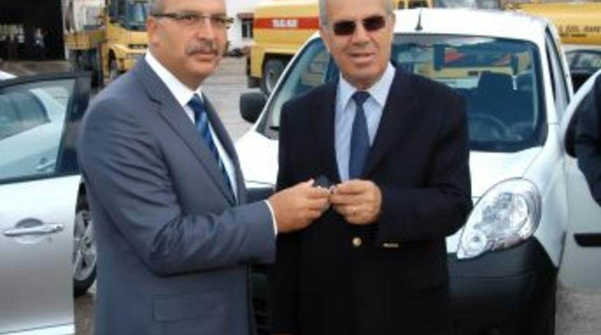 Muğla İl &Ouml;zel İdaresi&rsquo;nden &Uuml;&ccedil; Ara&ccedil; Teslim Edildi