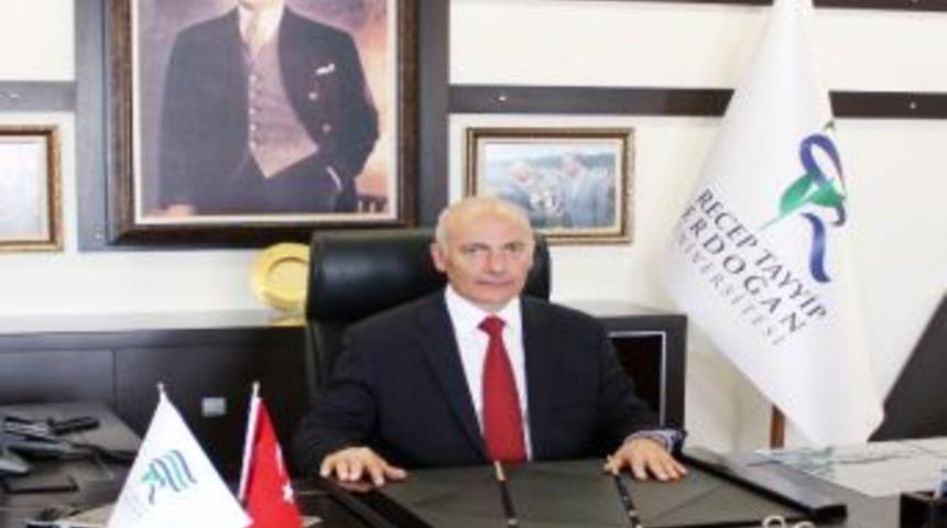 İsmini Taşıyan &Uuml;niversitede Başbakan Heyecanı