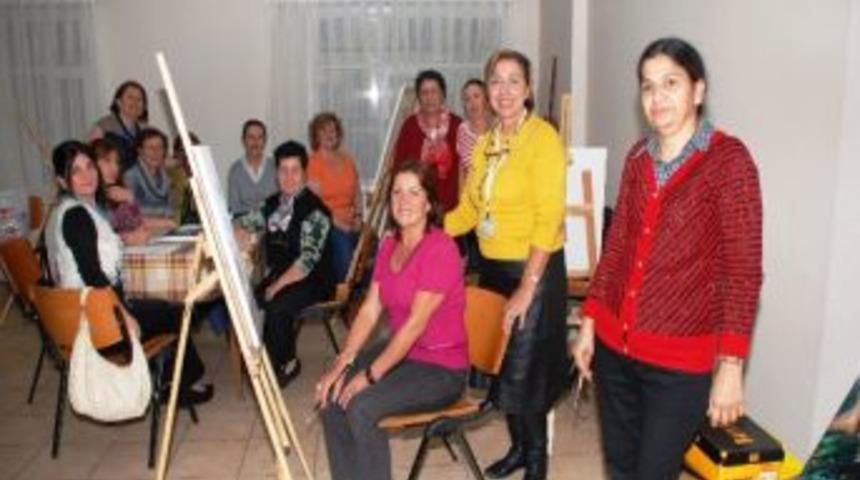 İzmit&rsquo;te 10 Bin Kişi Meslek &Ouml;ğreniyor