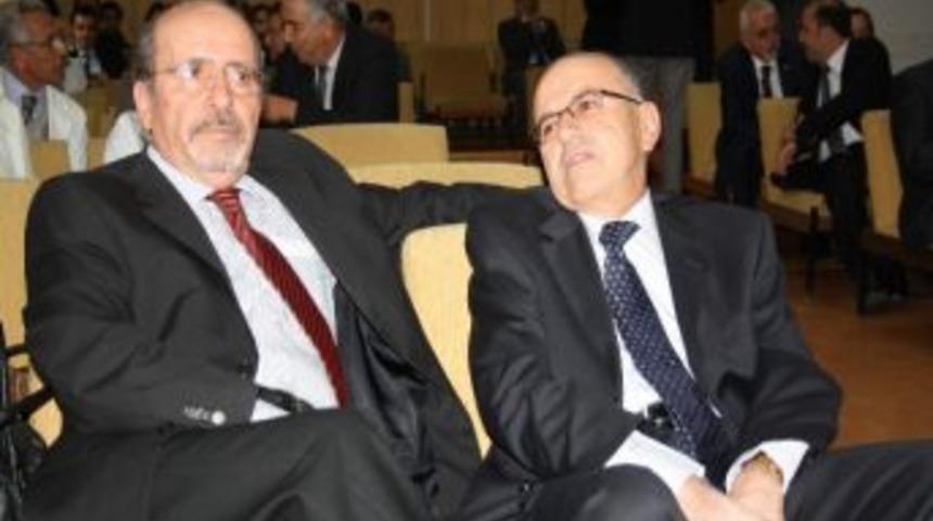 Er&uuml;&rsquo;de İki Profes&ouml;r Emekli Oldu