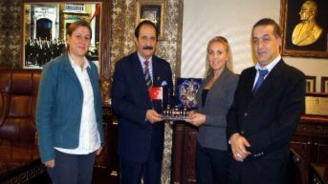 Abigem, Eğitim Ve Danışmanlık Konusunda Destek Olacak