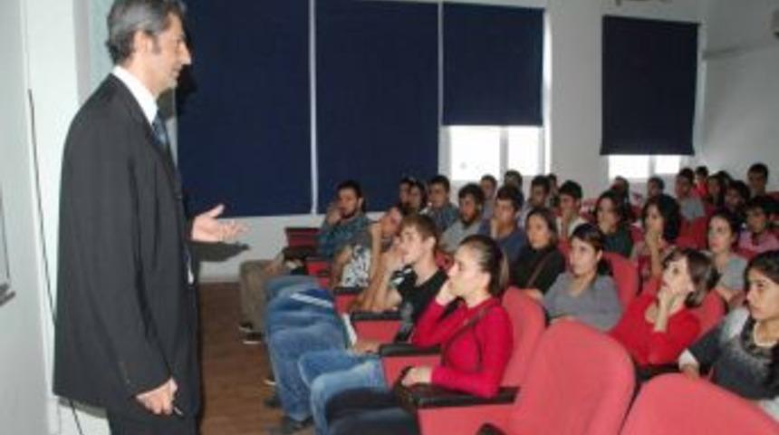 Karadoğan: Suriye'deki Olaylar Taşımacılık Sekt&ouml;r&uuml;ne B&uuml;y&uuml;k Darbe Vurdu