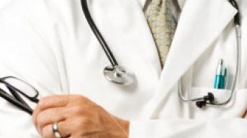 15 doktora sahtecilikten g&ouml;zaltında