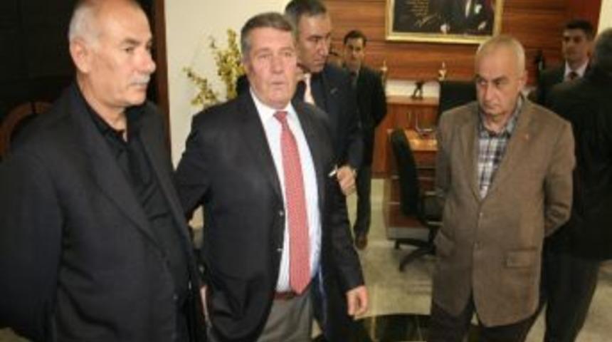 Muhtarlardan Vali Ayyıldız'a Ka&ccedil;ak Ocak Ziyareti