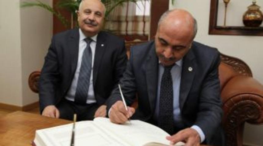 Batman &Uuml;niversitesi Rekt&ouml;r&uuml;nden Adıyaman &Uuml;niversitesine Ziyaret