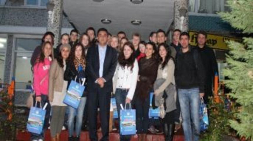 Ab Ekibinden Başkan Sezer'e Teşekk&uuml;r Ziyareti