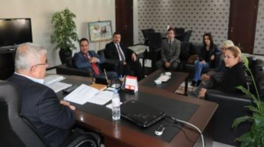 Amat&ouml;r Gazeteciler Grubu, &Ccedil;orlu Belediye Başkanı Baysan'ı Ziyaret Etti